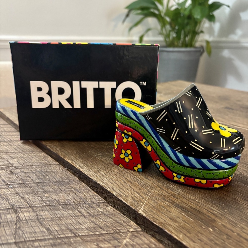 NEW Romero Britto Multi-Colored Clog Shoe Figurine in Gift Box RETIRED & RARE